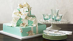 Tiffany wedding cake for wedding package in California.